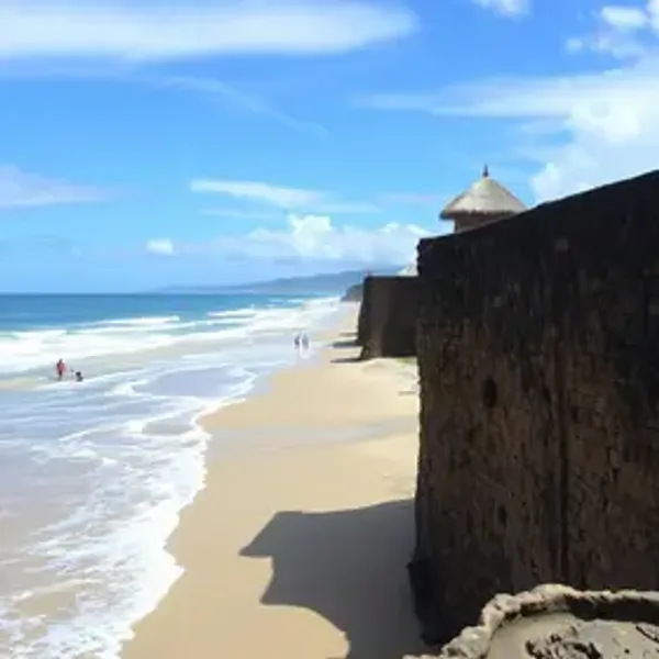 Passeios no Marco Zero do Equador: experiências que valem a pena