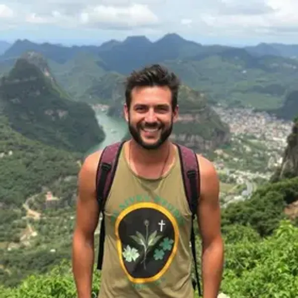 Professora e pesquisadora: conheça a trajetória de Fabi Pilate, primeira promotora trans do Brasil que tomará posse no AM