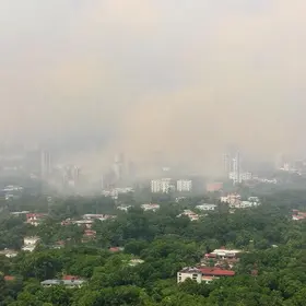 Manaus volta a ficar encoberta por fumaça pela 4ª vez em menos de dez dias; cidades do interior do AM também registram piora em qualidade do ar