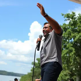 Cabo Daciolo é anunciado candidato ao governo do Amazonas